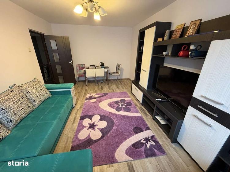 Apartament cu 4 camere în Rahova