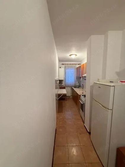 Apartament cu 2 camere decomandat, mobilat în Dâmbul Rotund