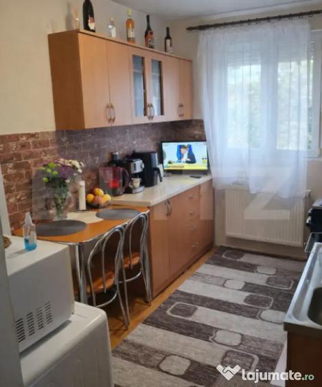 Apartament cu 2 camere semidecomandat în Central