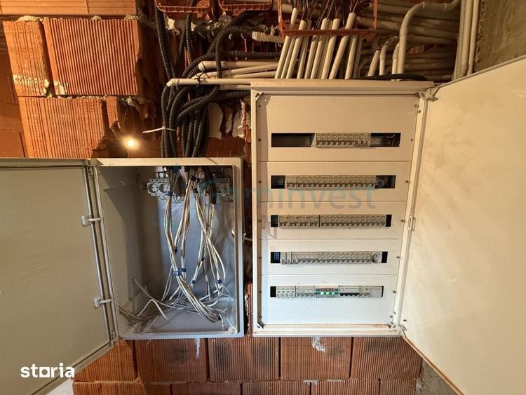 Casă cu 6 camere cu Teren 300 Mp în Sânmartin
