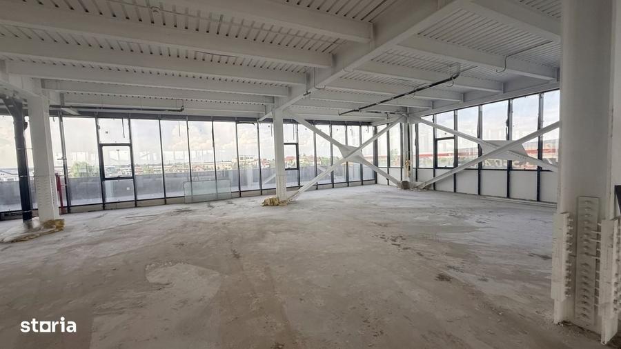 Spațiu comercial, de 800 mp, în Ștefăneștii de Jos