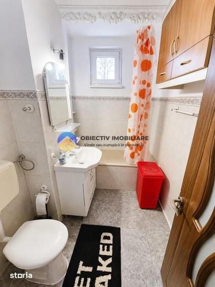 Apartament cu 2 camere decomandat în Precista