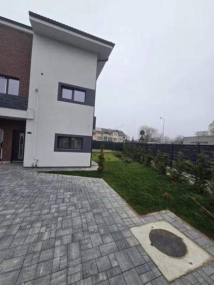 Apartament cu 3 camere semidecomandat, mobilat în Someșeni