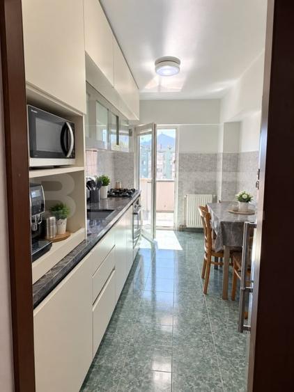Apartament cu 3 camere decomandat, mobilat în Astra