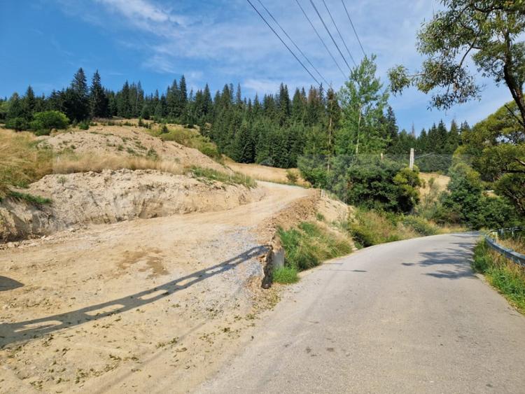 Teren de 1499 mp, în Central