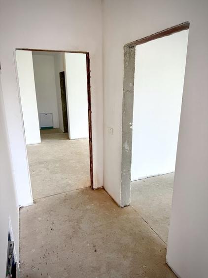 Apartament cu 3 camere în Giroc