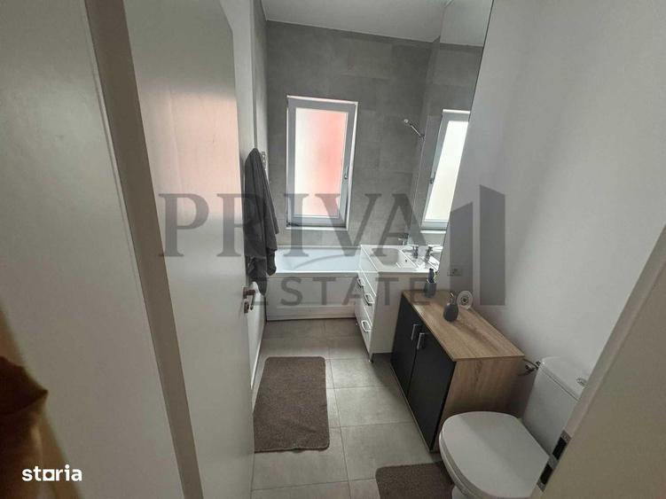 Apartament cu 3 camere, mobilat în Central