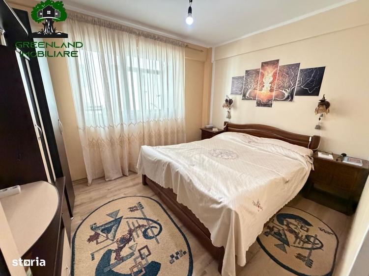 Apartament cu 2 camere decomandat în Nicolina
