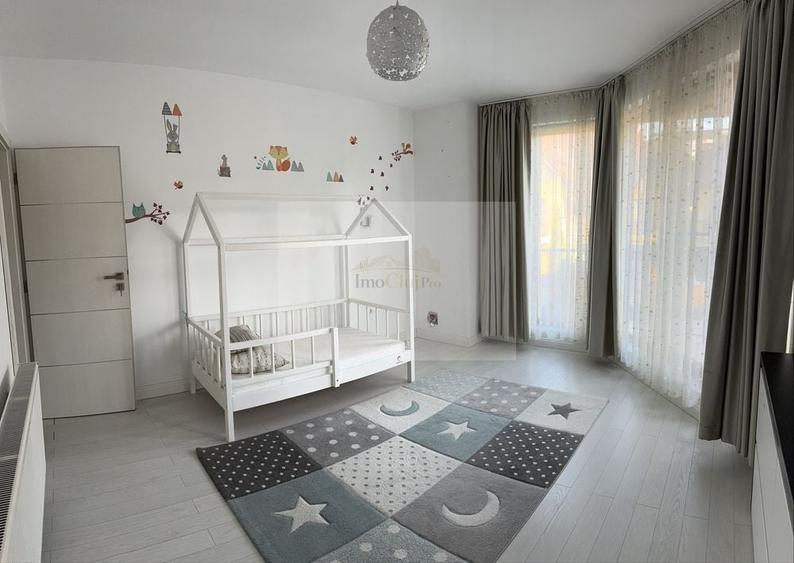 Duplex cu 4 camere cu Canalizare în Bună Ziua