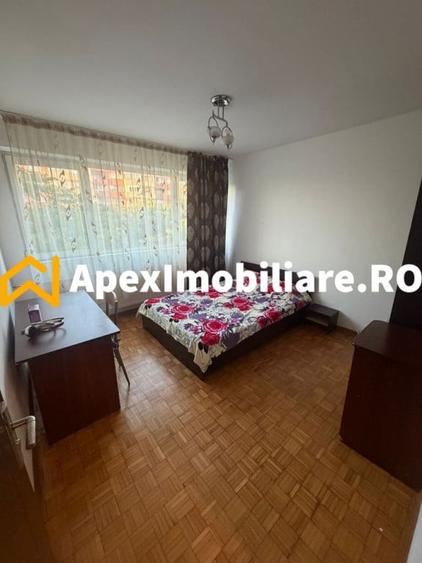 Apartament cu 2 camere decomandat în Eroii Revoluției