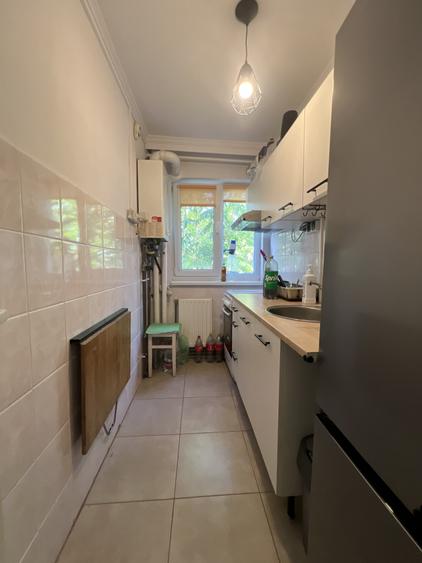 Apartament cu 2 camere nedecomandat, mobilat în Girocului