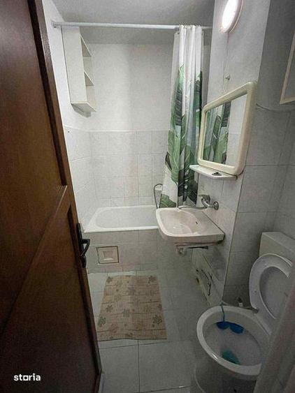 Apartament cu 2 camere semidecomandat în Letea Veche