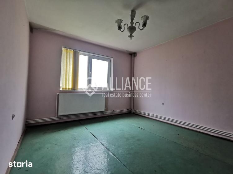 Apartament cu 3 camere decomandat în Tomis Nord