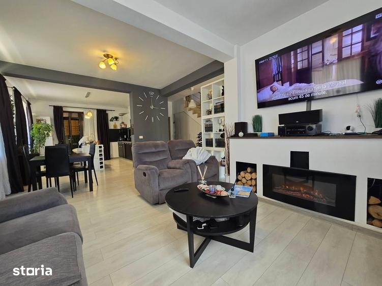 Casă cu 5 camere cu Teren 226 Mp în Fundeni