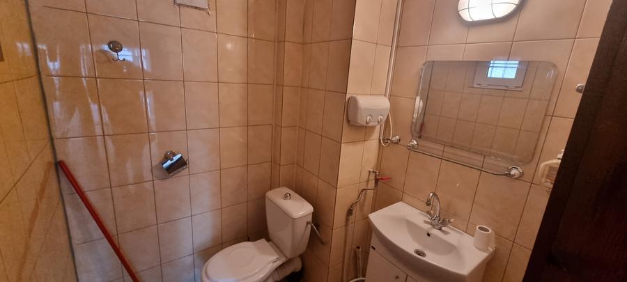 Spațiu comercial, de 52 mp, în Central