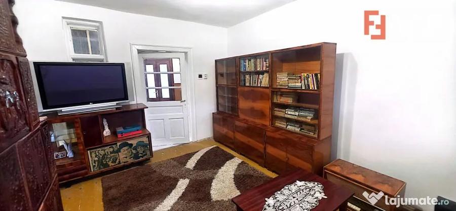 Casă cu 5 camere cu Teren 1439 Mp în Exterior Nord