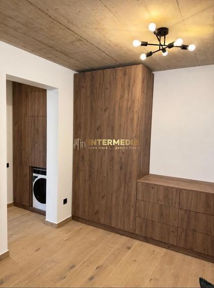 Apartament cu 2 camere decomandat, mobilat în Central