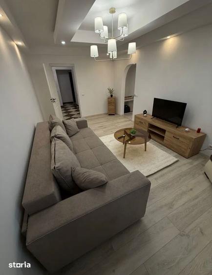 Apartament cu 3 camere în Berceni