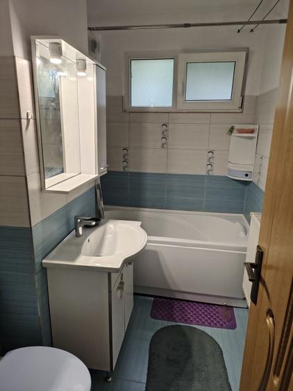 Apartament cu 2 camere semidecomandat în Liteni