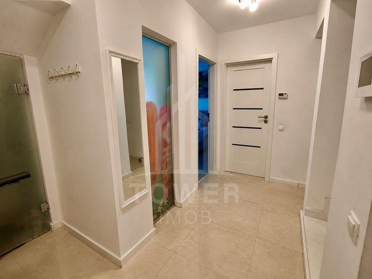 Casă individuală cu 8 camere cu Canalizare în Calea Dumbrăvii