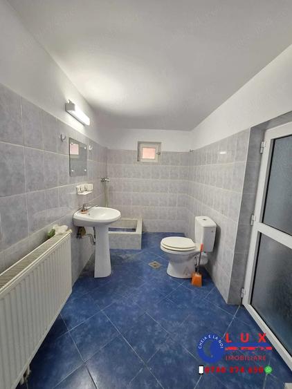 Casă cu 6 camere cu Teren 350 Mp în Babadag