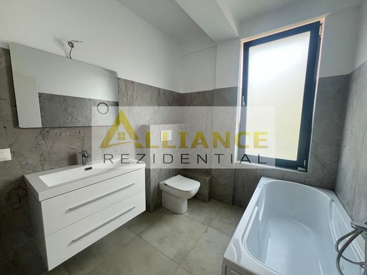 Casă individuală cu 4 camere cu Canalizare în Berceni