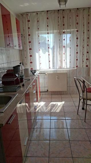 Apartament cu 2 camere decomandat în Virtuții