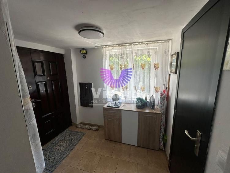 Casă individuală cu 3 camere cu Canalizare în Ruși