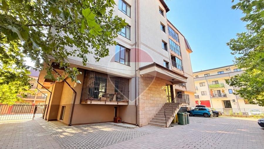 Apartament cu 2 camere semidecomandat în Fundeni