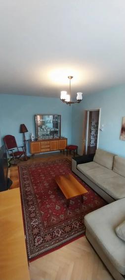 Apartament cu 2 camere semidecomandat în Centrul Civic