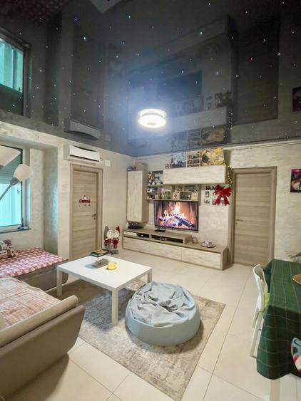 Apartament cu 3 camere decomandat, mobilat în Faleza Nord