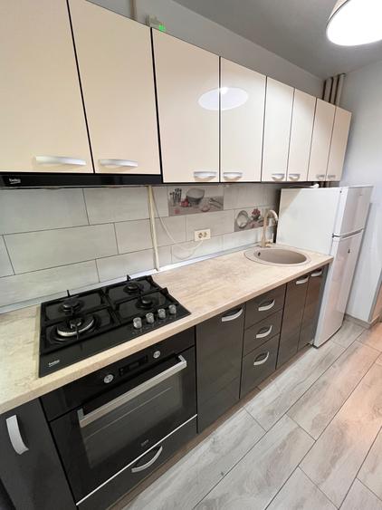 Apartament cu 2 camere semidecomandat în Brâncoveanu