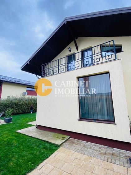 Casă individuală cu 4 camere cu Canalizare în Breazu