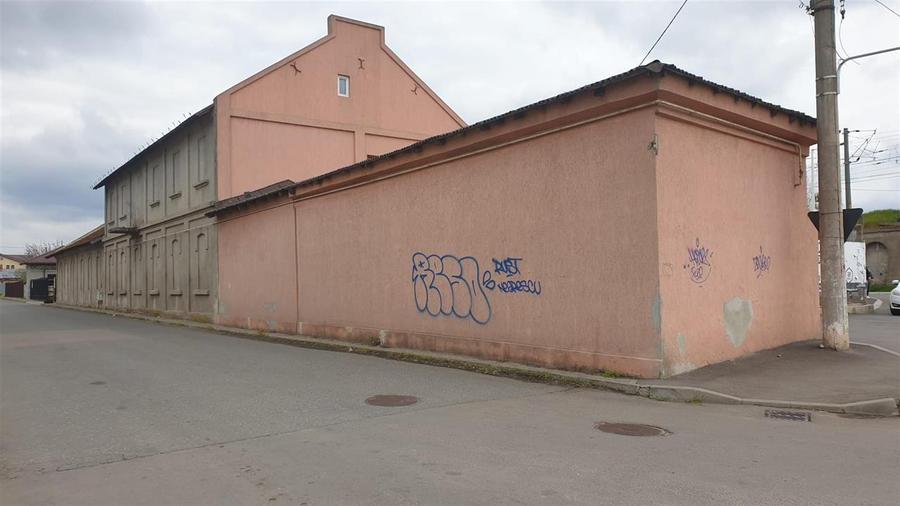Spațiu comercial, de 550 mp, în Apollo