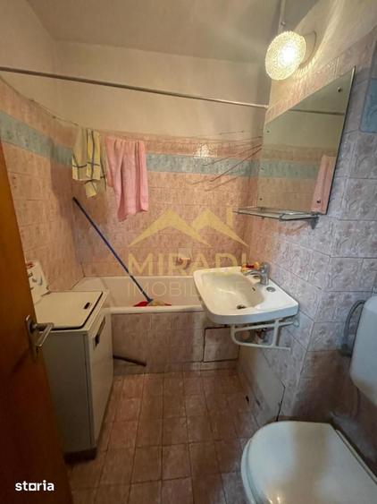 Apartament cu 2 camere decomandat în Dorobanți