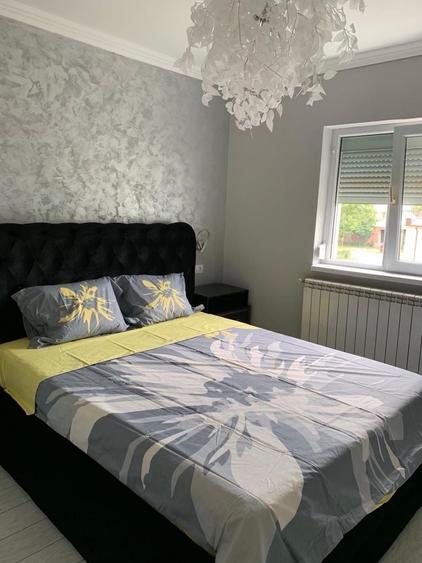 Apartament cu 3 camere nedecomandat în Central