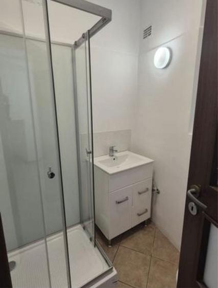 Inchiriez camera in apartament Centrul Vechi, Strada Franceza - 3
