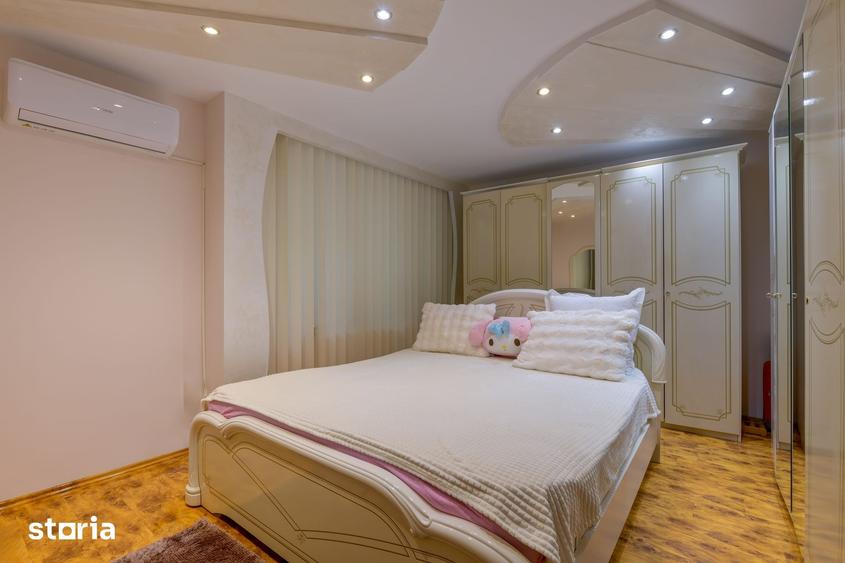 Casă cu 6 camere cu Teren 252 Mp în 23 August