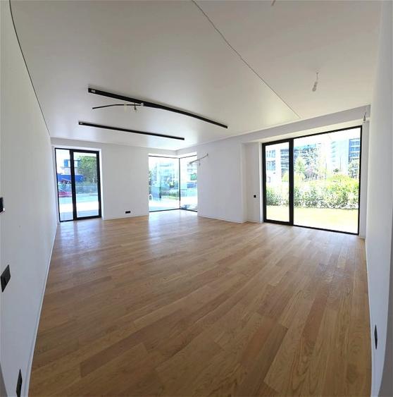Yacht KID | 4 camere |  Piscină privată  | Terasa de 356 mp - 4