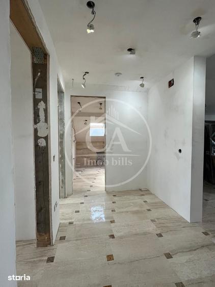 Casă cu 6 camere decomandat cu Teren 409 Mp în Orașul Nou