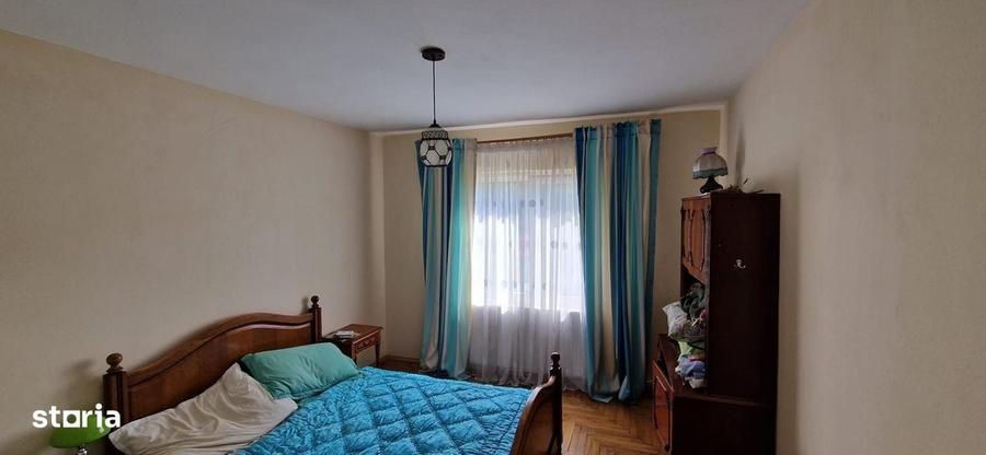 Casă cu 4 camere în Fălticeni