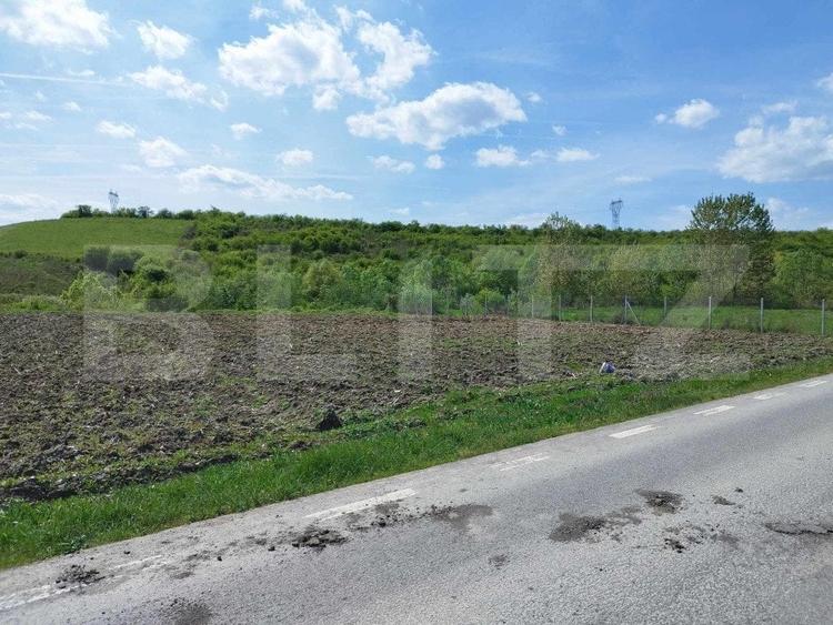 Teren Construcții intravilan de 3100 mp, în Nord