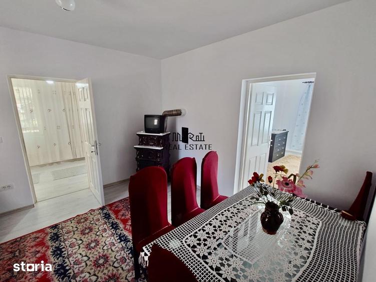 Casă cu 4 camere decomandat cu Teren 7650 Mp în Buceș