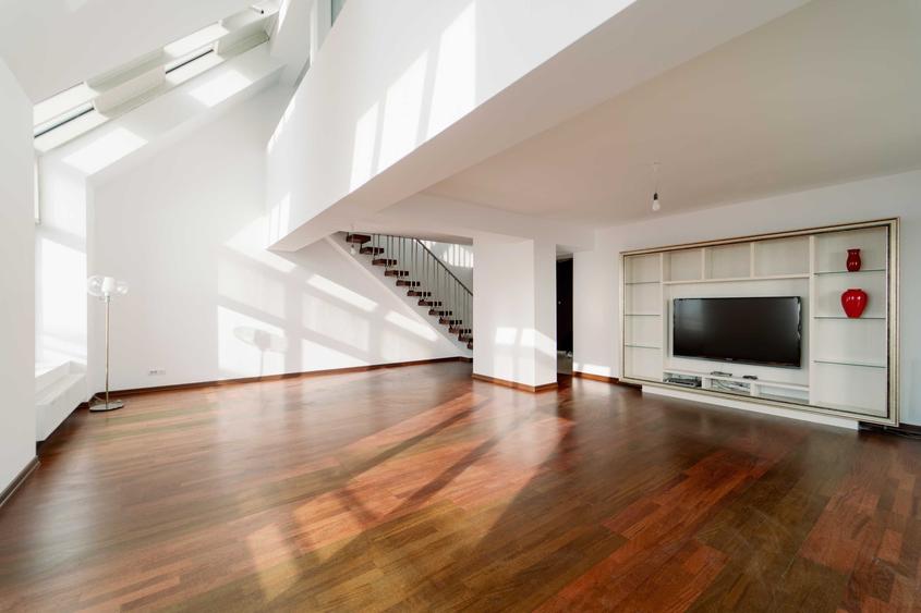 Apartament cu 3 camere decomandat în Dudești