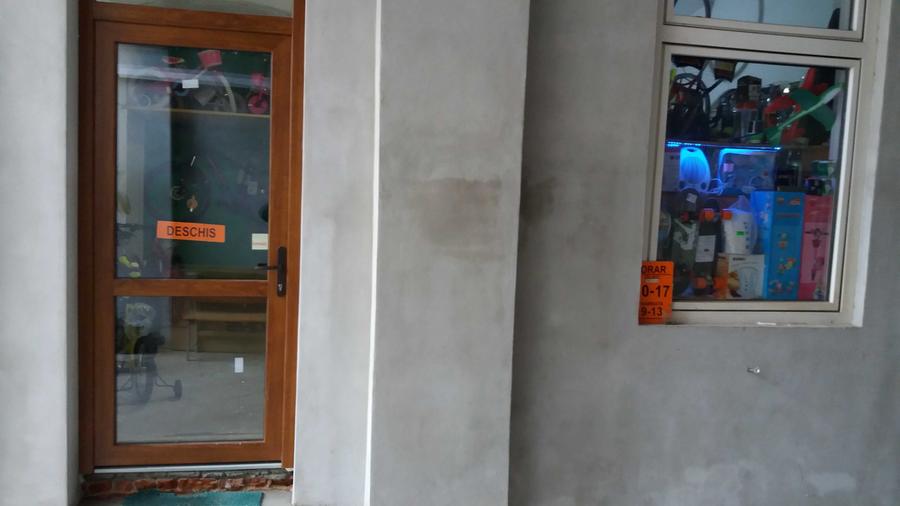 Spațiu comercial, de 28 mp, în Central