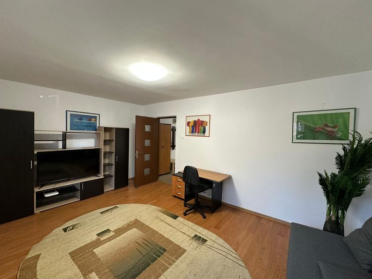 Apartament cu 2 camere decomandat în Lujerului
