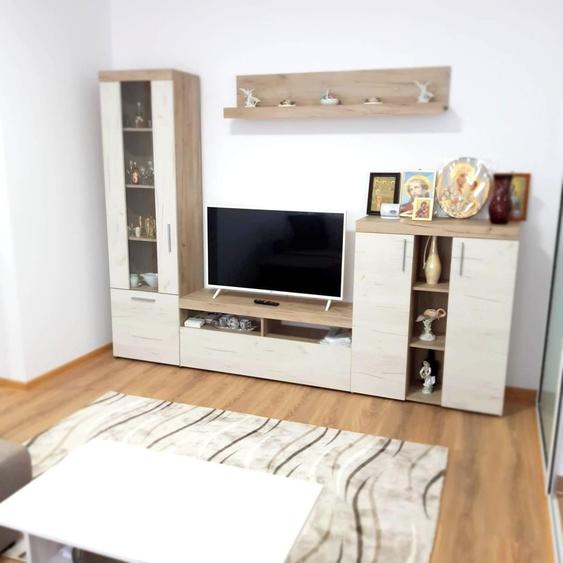 Apartament cu 2 camere decomandat, mobilat în Micro 19