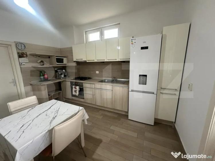 Casă cu 4 camere cu Teren 165 Mp în Ștrandului