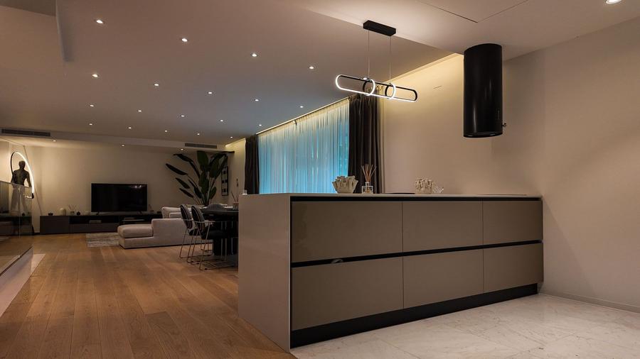 Apartament cu 4 camere, mobilat în Primăverii