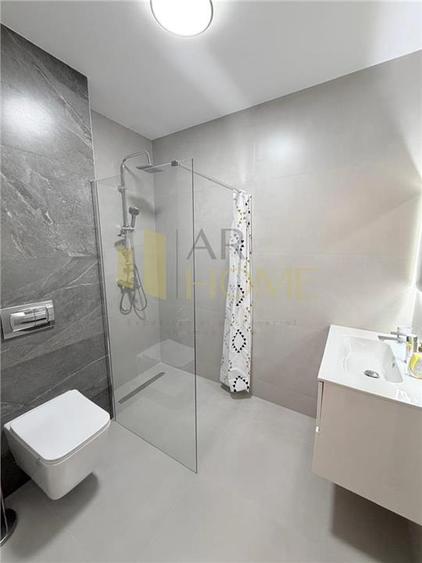 Apartament cu 3 camere decomandat, mobilat în Albert